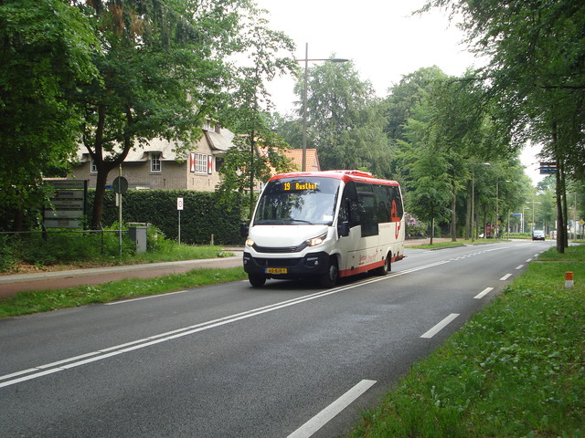 Foto van BES Rošero First 610 Midibus door Lijn45