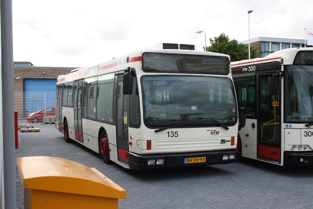 Foto van HTM Den Oudsten B96 135 Standaardbus door dmulder070