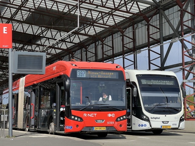 Foto van CXX VDL Citea SLFA-181 Electric 9700 Gelede bus door Stadsbus