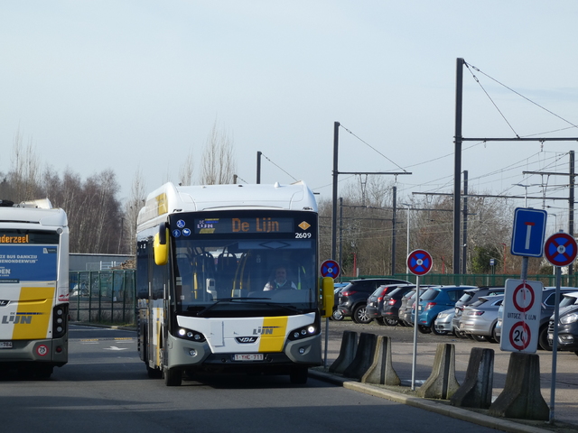 Foto van DeLijn VDL Citea SLE-120 Hybrid 2609 Standaardbus door Delijn821