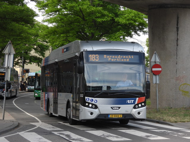 Foto van RET VDL Citea SLE-120 Hybrid 1202 Standaardbus door stefan188
