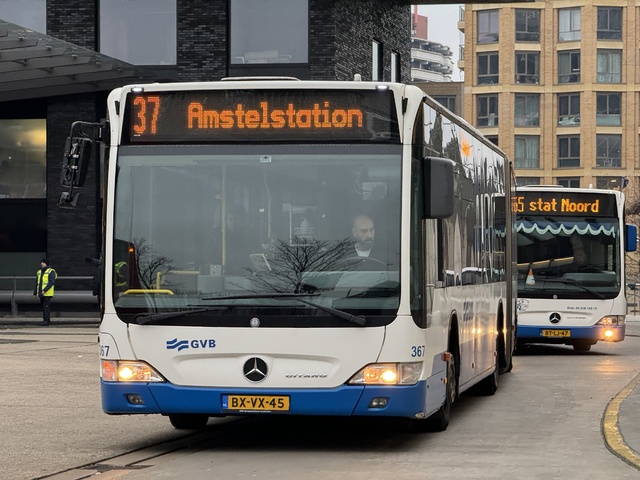 Foto van GVB Mercedes-Benz Citaro G 367 Gelede bus door_gemaakt Stadsbus