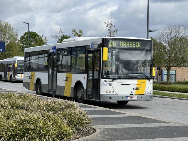 Foto van DeLijn Jonckheere Transit 2000 440302 Standaardbus door JensW