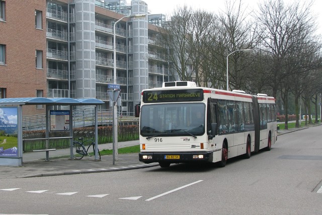 Foto van HTM Den Oudsten B93 916 Gelede bus door dmulder070