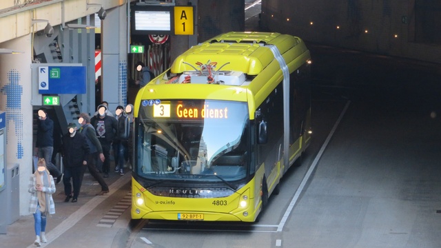 Foto van QBZ Heuliez GX437 ELEC 4803 Gelede bus door TreinspotterUtrecht