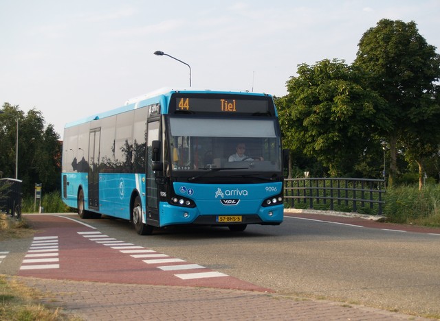 Foto van ARR VDL Citea LLE-120 9096 Standaardbus door Sanderlubbers