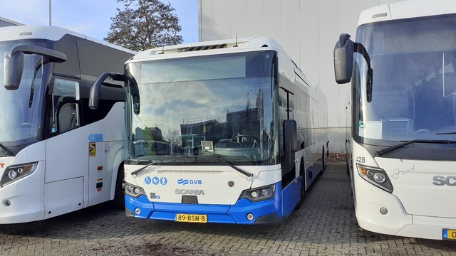 Foto van GVB Scania Citywide LE Hybrid 437 Standaardbus door EdwinBeijeman