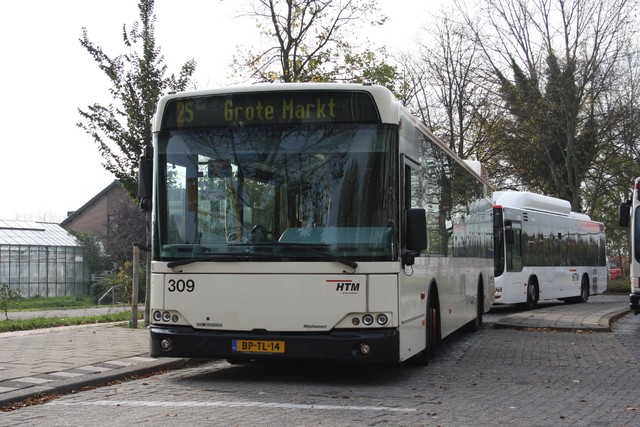 Foto van HTM Berkhof Diplomat 309 Standaardbus door dmulder070