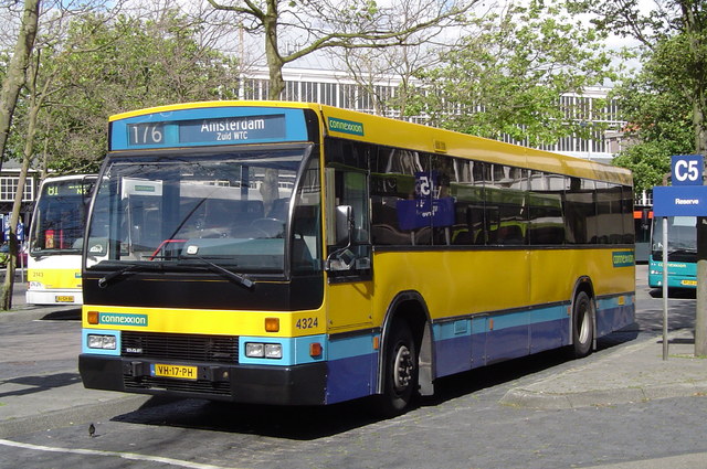 Foto van CXX Den Oudsten B88 4324 Standaardbus door wyke2207