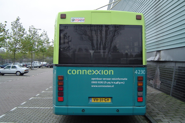 Foto van CXX Den Oudsten B88 4230 Standaardbus door wyke2207