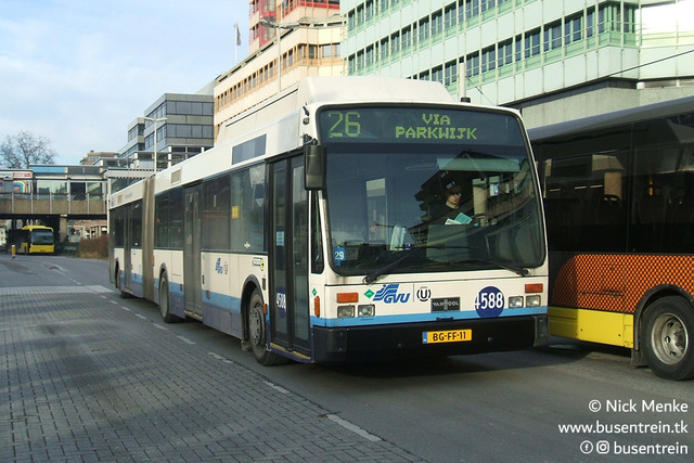 Foto van GVU Van Hool AG300 LPG 4588 Gelede bus door Busentrein