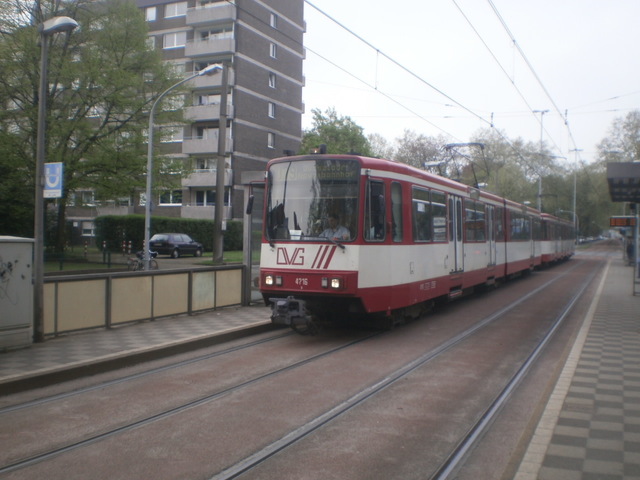 Foto van DVG Stadtbahnwagen B 4716 Tram door_gemaakt Perzik