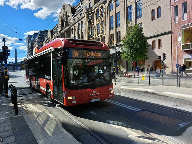 Foto van KEOSE MAN Lion's City Hybrid 4846 Standaardbus door Jossevb