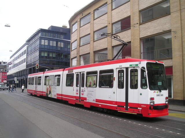 Foto van SWK Stadtbahnwagen M/N 8 845 Tram door Perzik