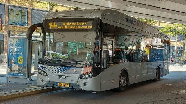 Foto van RET VDL Citea SLE-120 Hybrid 1202 Standaardbus door MetroRET