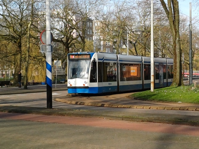 Foto van GVB Siemens Combino 2077 Tram door_gemaakt treinspotter2323