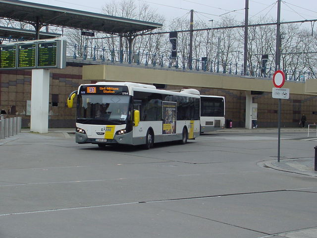 Foto van DeLijn VDL Citea SLF-120 5784 Standaardbus door LLBRK