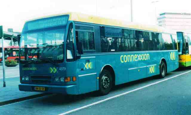 Foto van CXX Berkhof 2000NL 4979 Standaardbus door Jelmer
