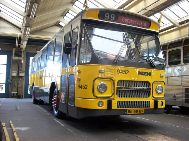 Foto van NZHVM DAF MB200 9452 Standaardbus door wyke2207