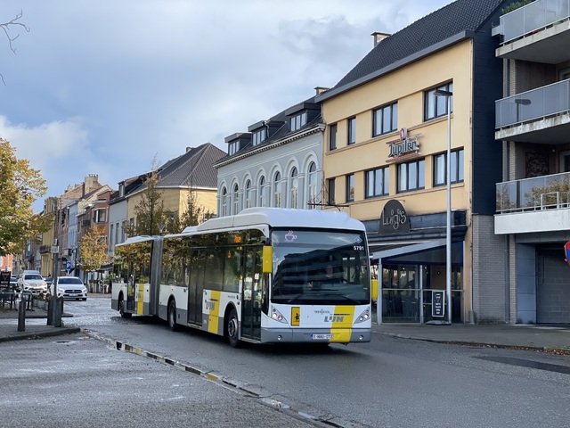 Foto van DeLijn Van Hool AG300 5791 Gelede bus door_gemaakt M48T