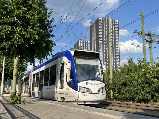Foto van HTM RegioCitadis 4065 Tram door_gemaakt Stadsbus