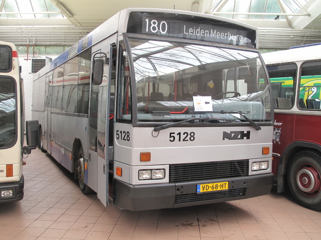 Foto van NZH Den Oudsten B88 5128 Standaardbus door Jelmer