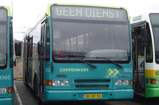 Foto van CXX Berkhof 2000NL 1052 Standaardbus door_gemaakt wyke2207
