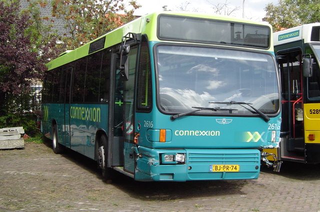 Foto van CXX Den Oudsten B95 2616 Standaardbus door wyke2207