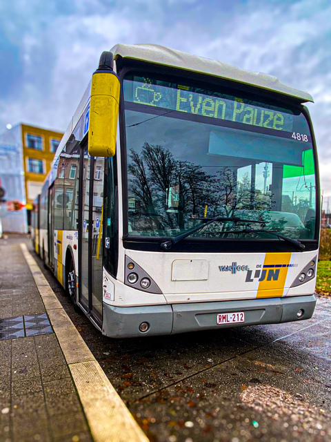 Foto van DeLijn Van Hool AG300 4818 Gelede bus door_gemaakt RoelC