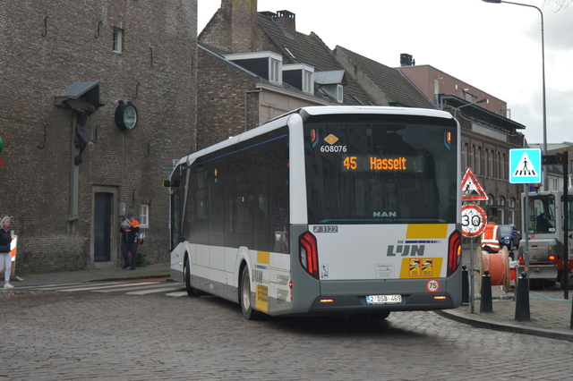 Foto van DeLijn MAN Lion's City 12E 608076 Standaardbus door wyke2207