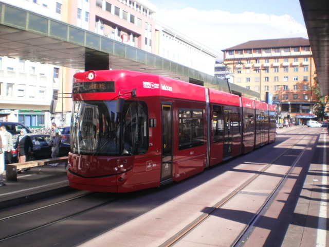 Foto van IVB Flexity Outlook Cityrunner 316 Tram door Perzik
