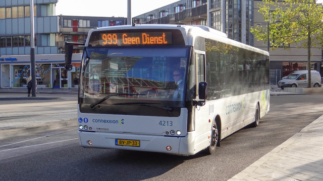 Foto van CXX VDL Ambassador ALE-120 4213 Standaardbus door OVdoorNederland