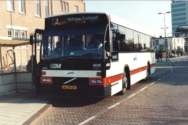 Foto van GSM Den Oudsten B88 4535 Standaardbus door wyke2207