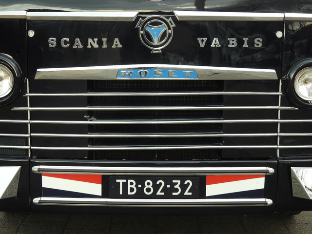Foto van BEIK Scania-Vabis B 5558 37 Touringcar door stefan188