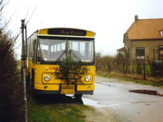 Foto van FRAM Leyland-Den Oudsten Standaardstreekbus 1682 Standaardbus door Jelmer