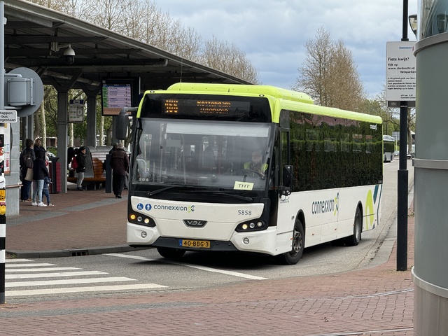 Foto van CXX VDL Citea LLE-120 5858 Standaardbus door Stadsbus