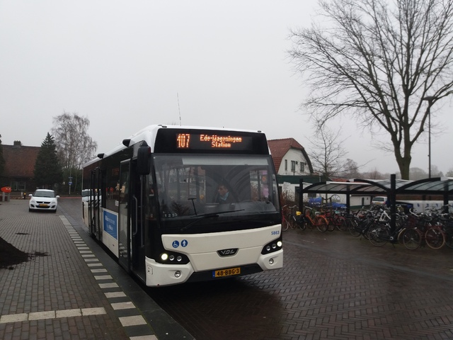 Foto van HER VDL Citea LLE-120 5863 Standaardbus door bus-trein-spotterdaan