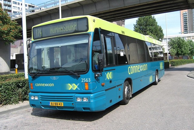 Foto van CXX Den Oudsten B95 2563 Standaardbus door wyke2207