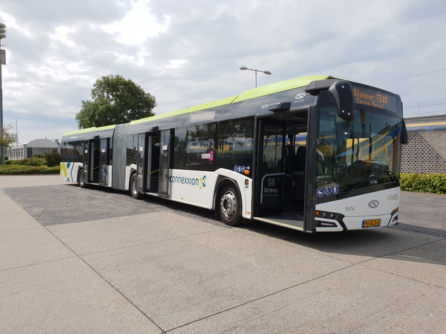 Foto van CXX Solaris Urbino 18 9374 Gelede bus door Desbarts