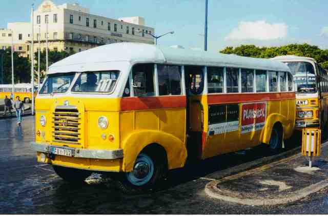 Foto van Malta Malta OV-oud 702 Standaardbus door Jelmer