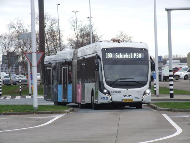 Foto van CXX VDL Citea SLFA-181 Electric 9732 Gelede bus door BusDordrecht2003
