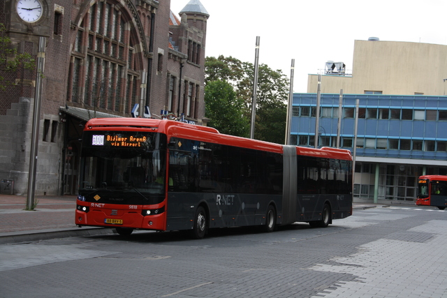 Foto van CXX Ebusco 2.2 (18mtr) 9818 Gelede bus door Tramspoor