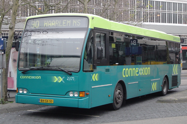 Foto van CXX Berkhof 2000NL 2371 Standaardbus door wyke2207