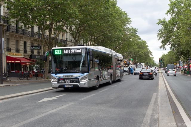 Foto van RATP Iveco Urbanway 18 Hybrid 5707 Gelede bus door JacobTrains