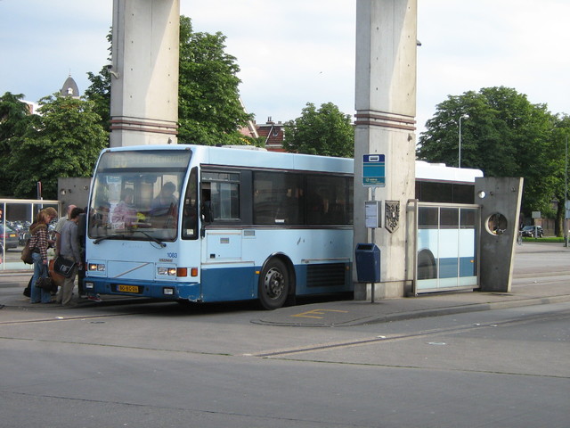 Foto van ARR Berkhof 2000NL 1083 Standaardbus door wmbrands