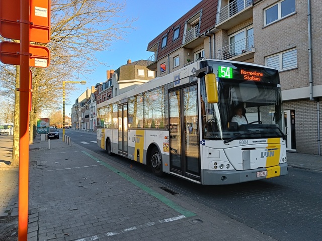 Foto van DeLijn Jonckheere Transit 2000 5004 Standaardbus door BusfanTom
