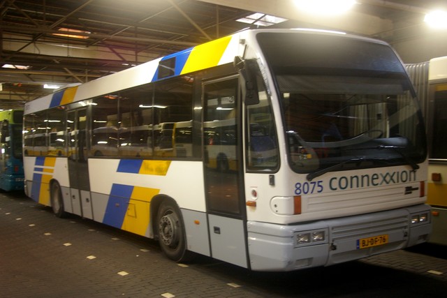 Foto van CXX Den Oudsten B95 8075 Standaardbus door wyke2207