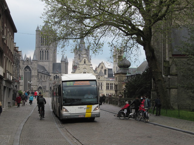 Foto van DeLijn Van Hool AG300 5053 Gelede bus door teun