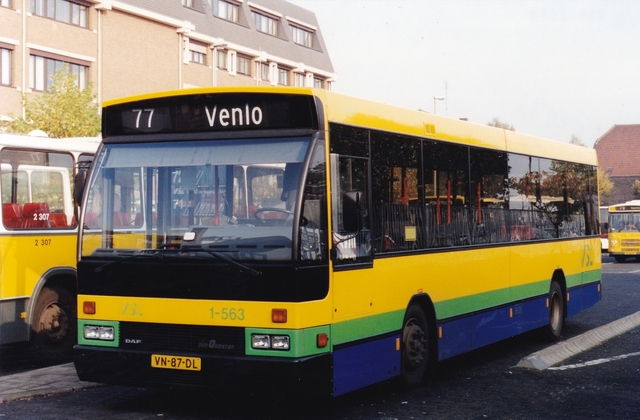Foto van VSL Den Oudsten B88 1563 Standaardbus door wyke2207