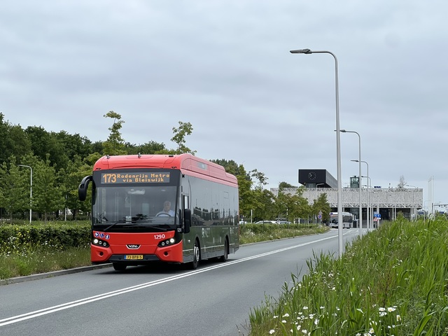 Foto van RET VDL Citea SLE-120 Hybrid 1290 Standaardbus door Stadsbus